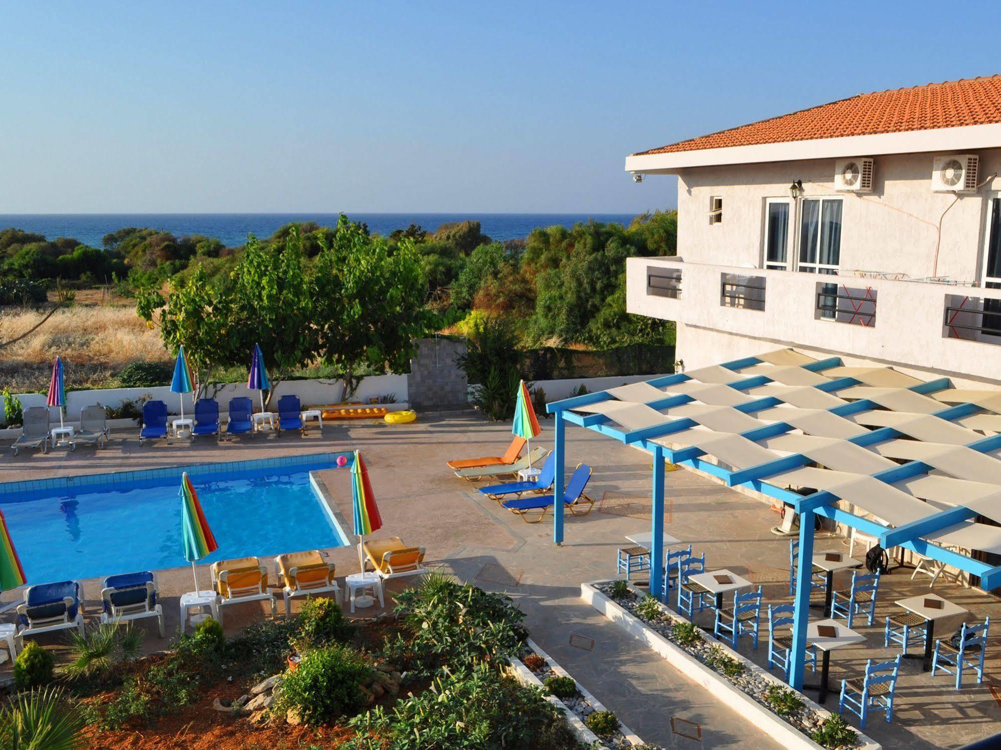 Greta Beach Аниссарас Экстерьер фото